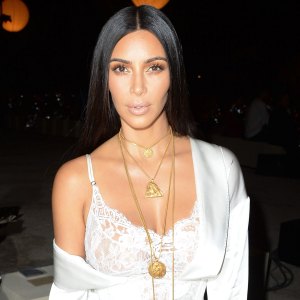 Kim kardashian ef99701e 57c7 48a7 a129 0c7e440b92ae