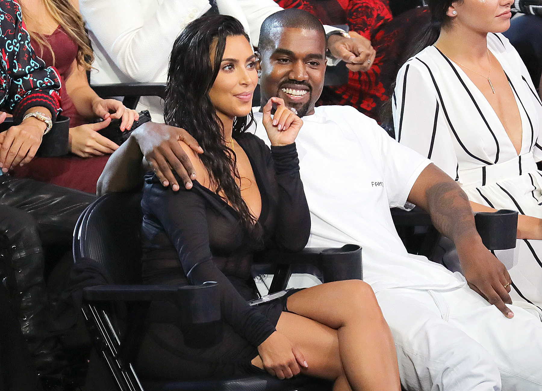 Kim Kardashian Kanye West VMAs