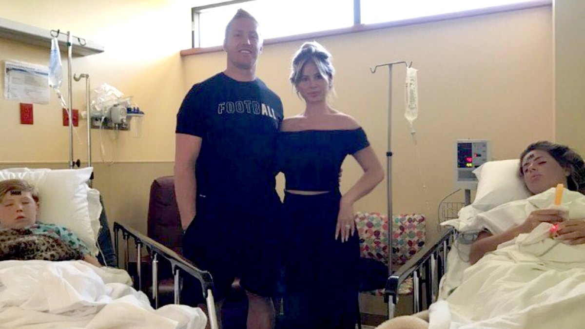 Kim z family recovery room b6a585e4 fc3e 41ba 962e ae58de1893f9