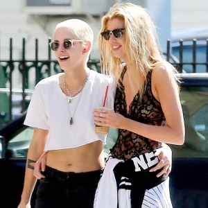 Kristen stewart stella maxwell zoom 402cc599 34c5 4e32 9330 b9d98b20134d