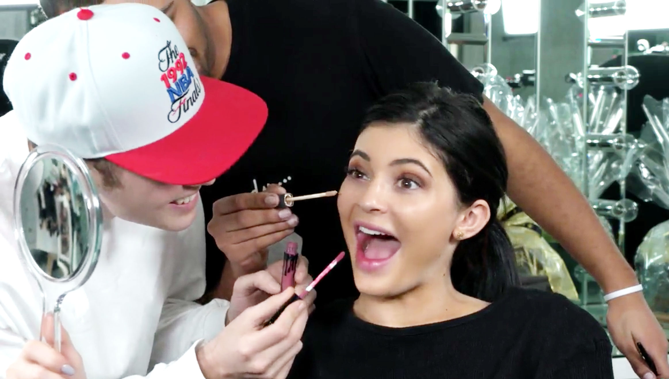 Kylie Jenner Let Some Guys With No Experience Do Her Makeup
