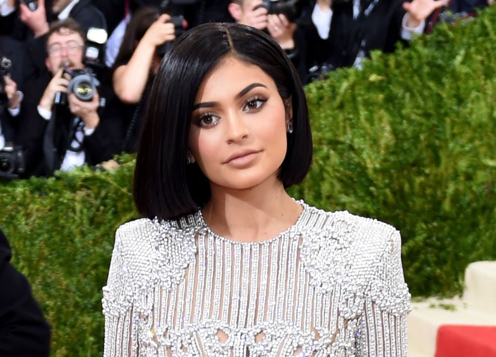 Kylie Jenner's twitter was hacked - see what she said!