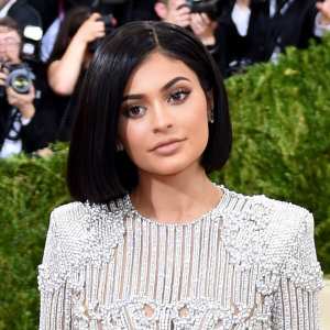 Kylie Jenner's twitter was hacked - see what she said!