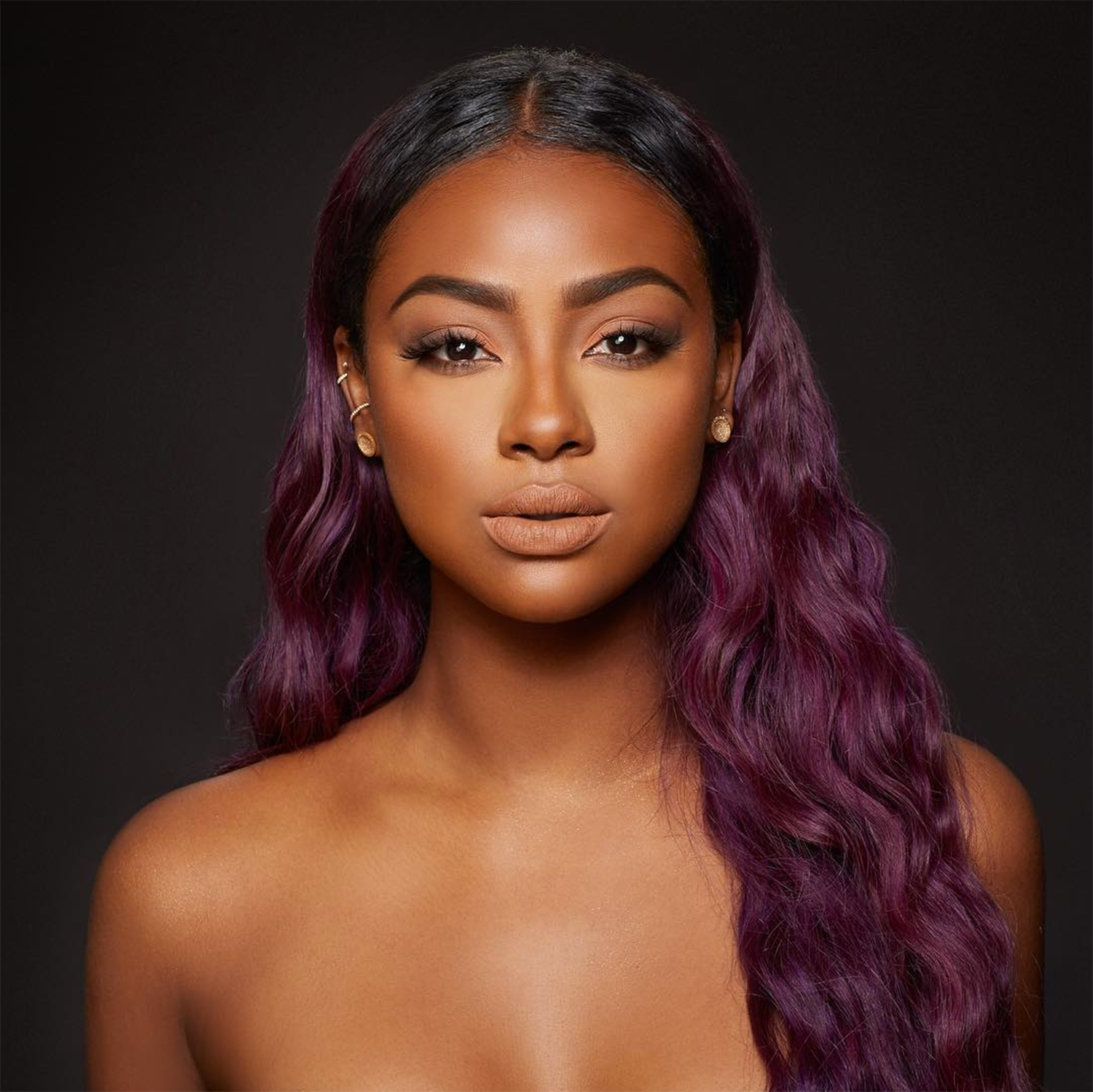 Kylie jenner main f4d75222 b61e 425c 945e 24c290a4be6f