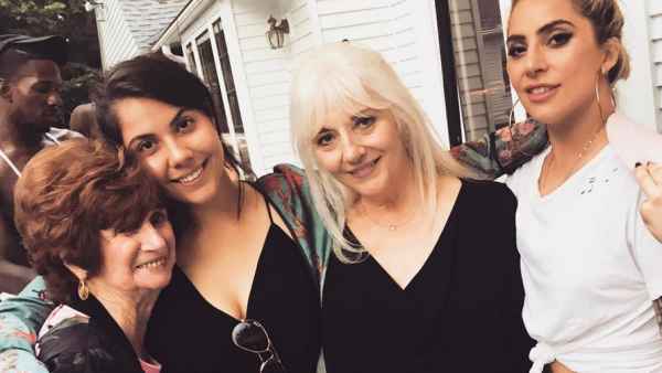 Lady gaga family 60e3e8f7 5dc1 41f9 8f92 771c40fbbe45