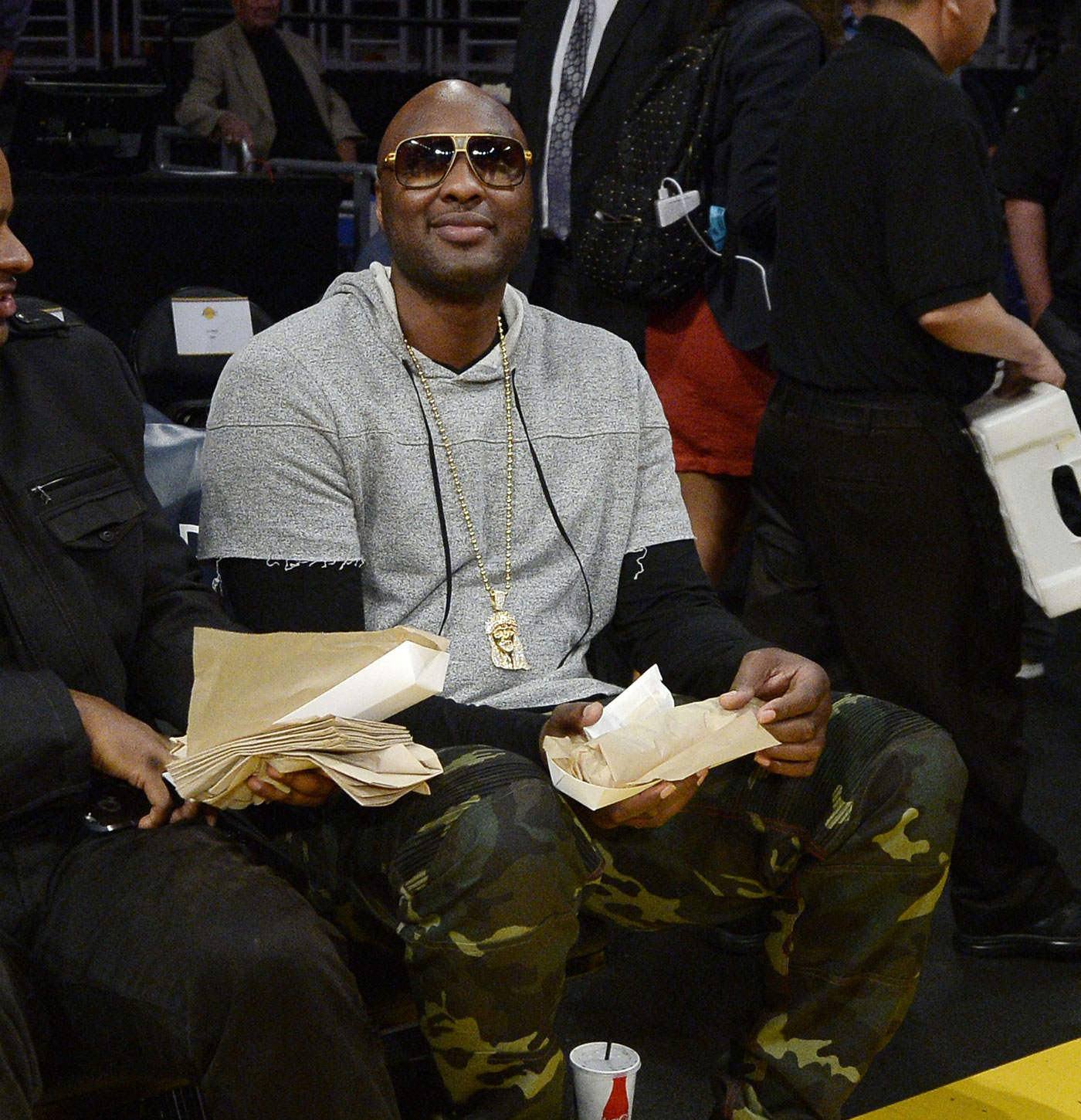 Lamar Odom returns to the Staples Center for an L.A. Lakers game