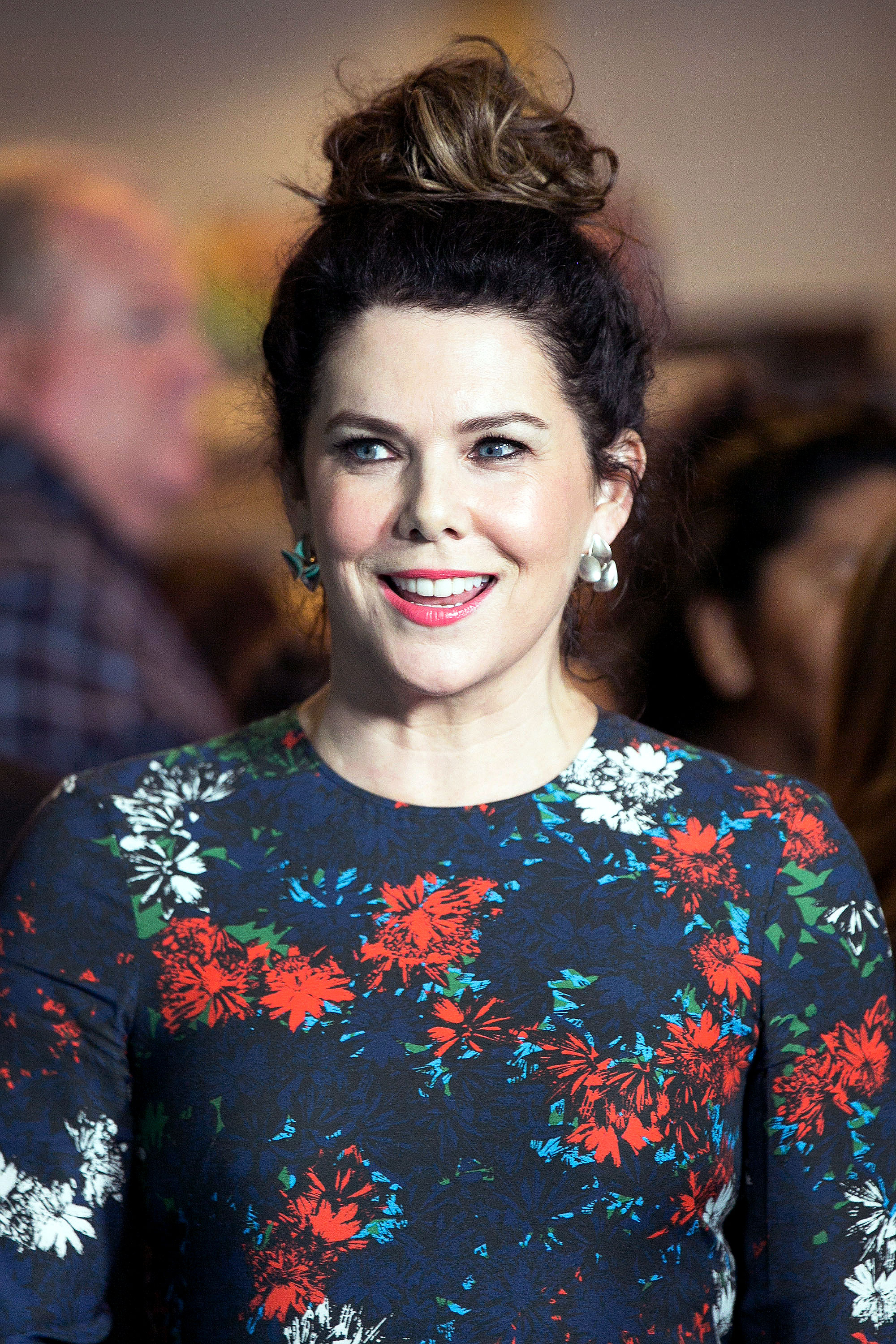 Lauren Graham Swaps Her Loose Waves for Topknot Hairstyle