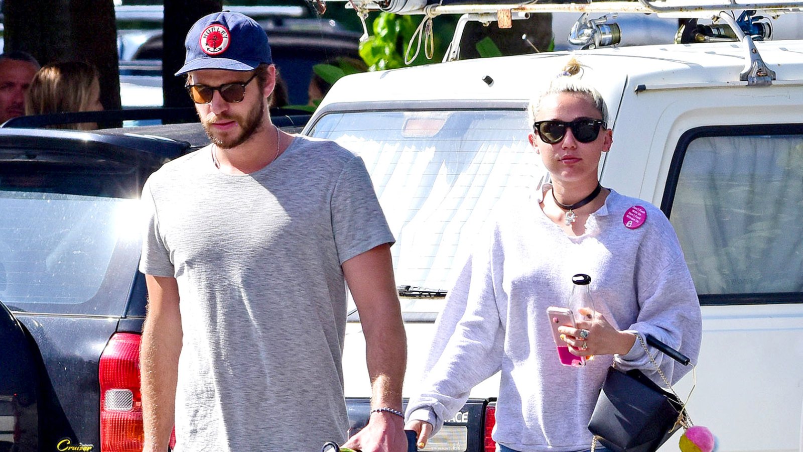 Liam hemsworth miley cyrus bf926825 ad2b 4751 b53a 615a5400620c