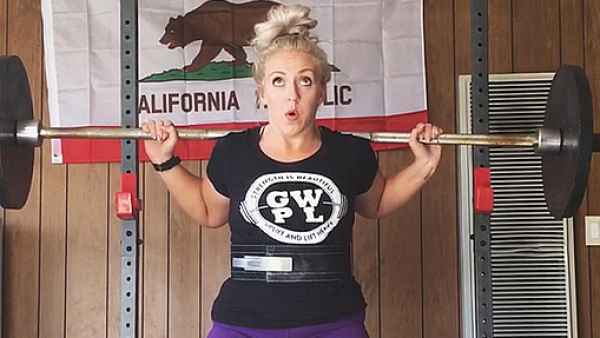 Lifting zoom b434b714 0946 40f0 acd2 89022ee50ff9