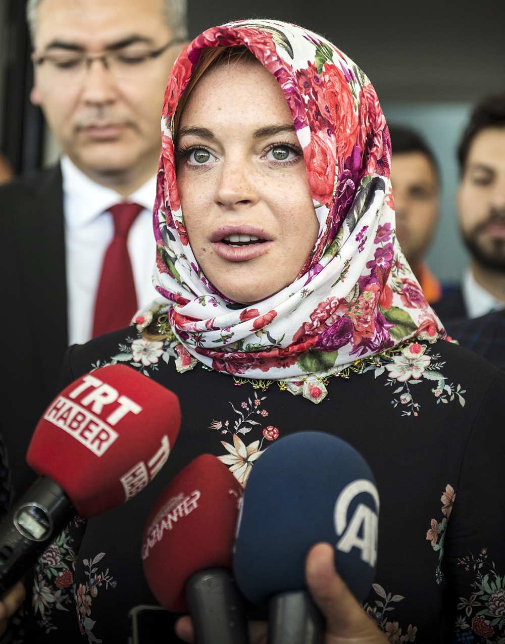 Lindsay Lohan headscarf Turkey