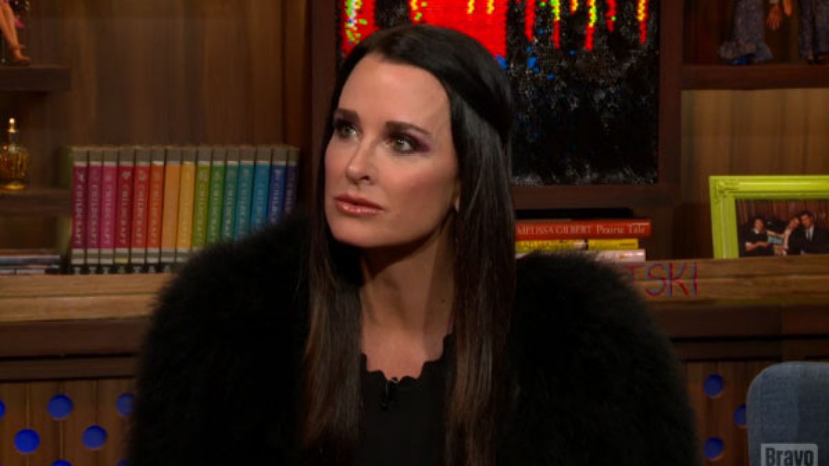 Kyle Richards talks Lisa Rinna on 'Watch What Happens Live'