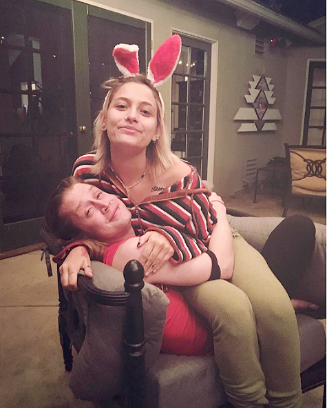 Macaulay culkin paris jackson 9cf04e3c 547e 4a7b a035 b1456e22c7f7