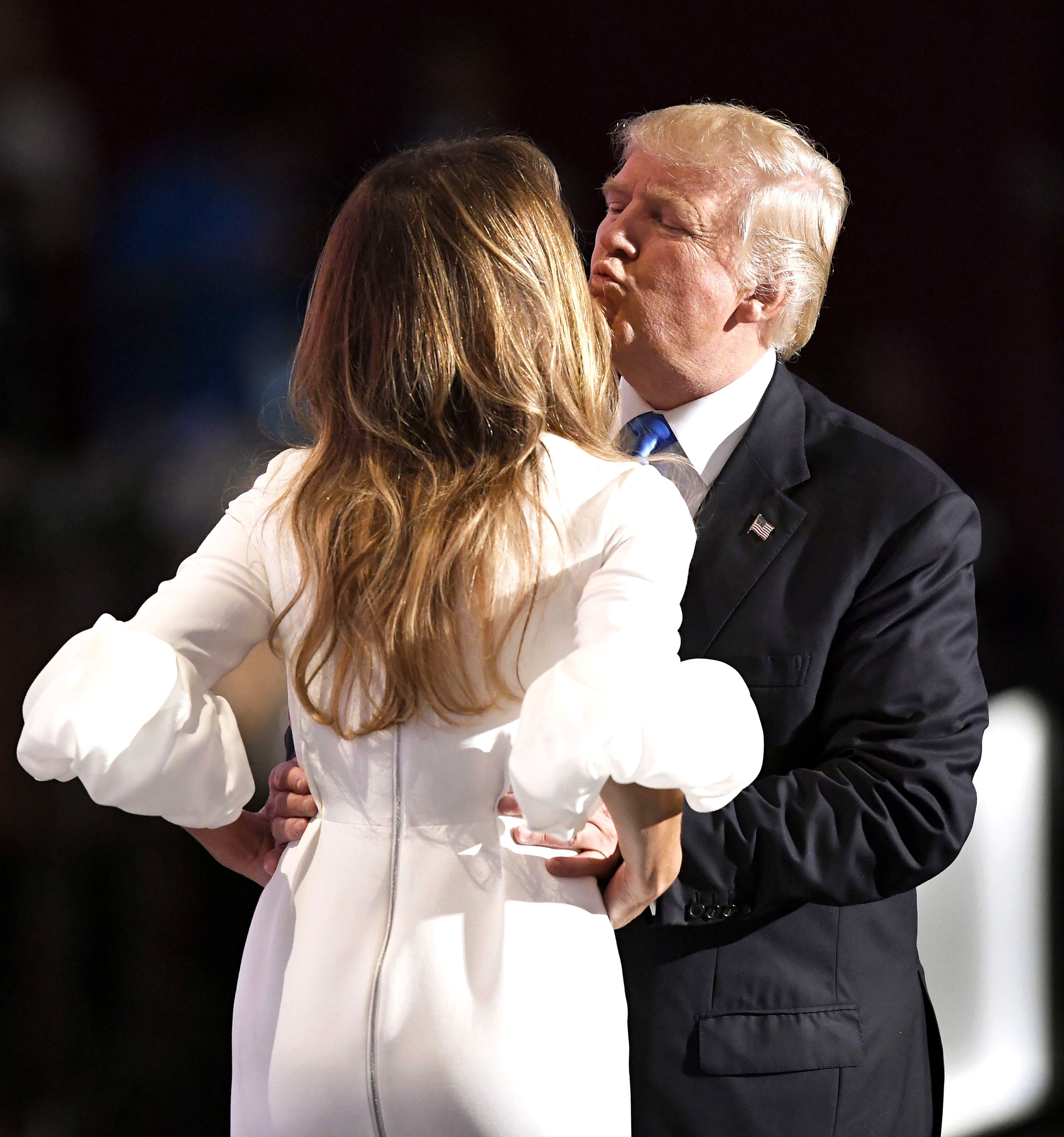 Melania Trump’s Republican National Convention Dress Sells Out After ...