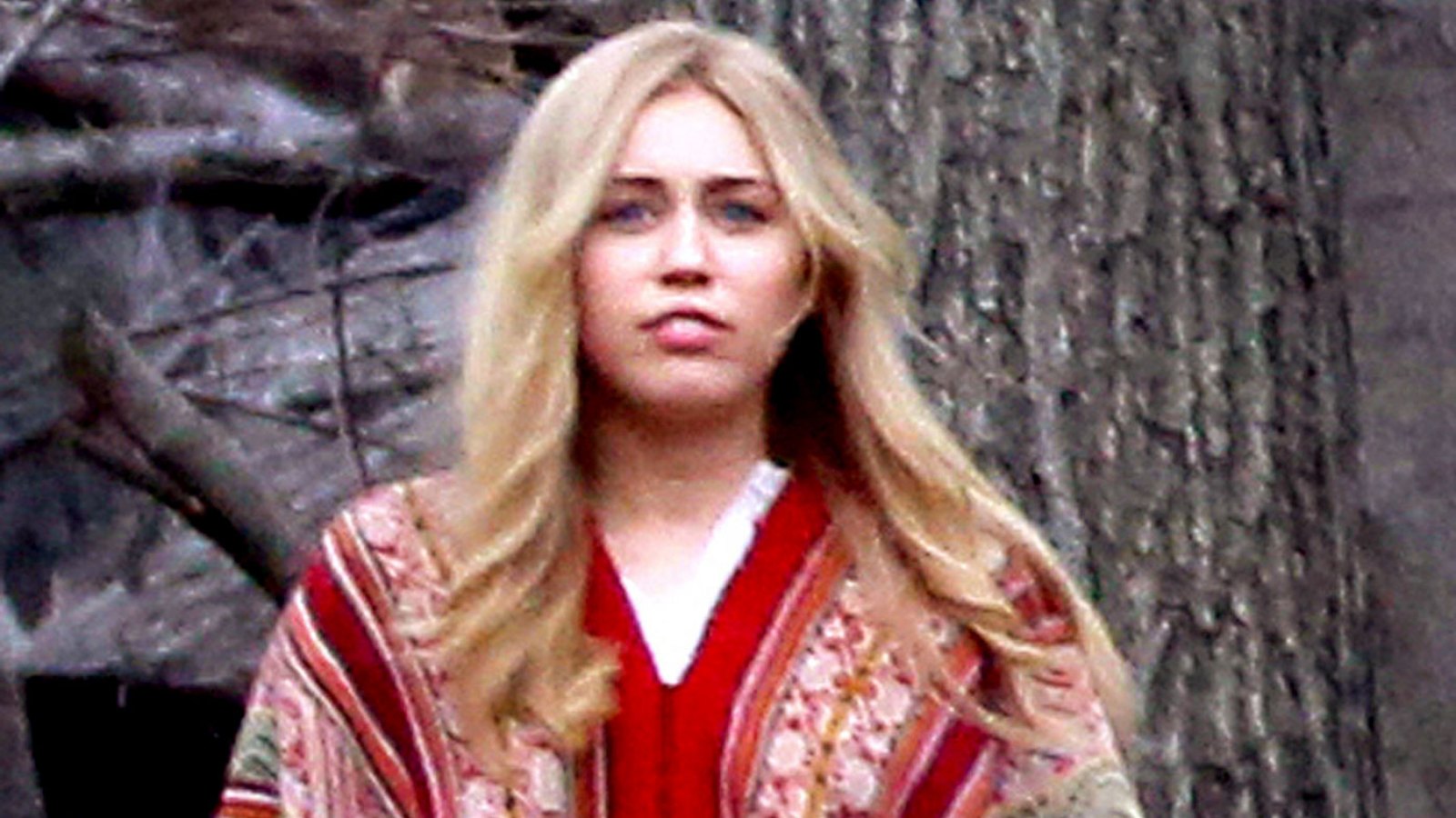 Miley Cyrus Sports Long Blonde Hair While Filming New Woody Allen Series:  Photo