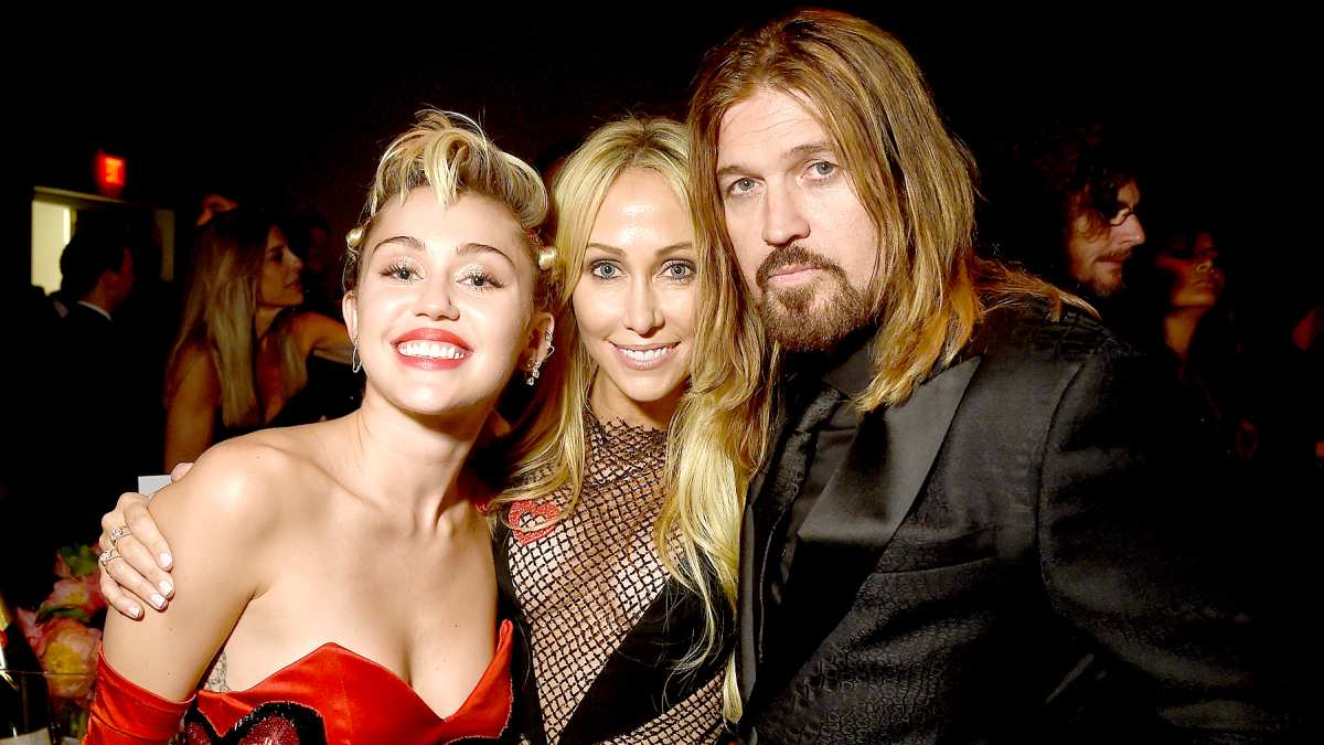 Miley Cyrus, Tish Cyrus and Billy Ray Cyrus attend the 2015 amfAR Inspiration Gala New York at Spring Studios on June 16, 2015 in New York City.