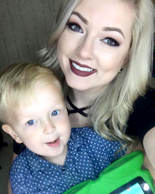 Moms tribute zoom 592f946c 6144 4bc8 8a13 35477881a8fe