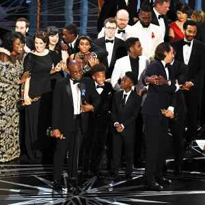 Moonlight cast 5390bf93 9c8e 48dd be07 d900087e3471