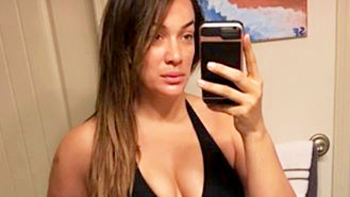 Nia Jax Posts Empowering Swimsuit Selfie