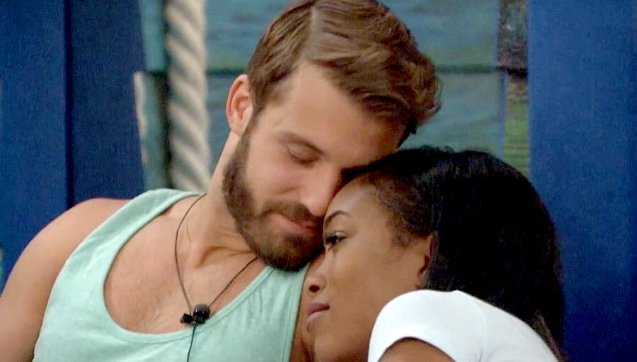 Paulie zakiyah zoom c23dcb87 8eec 43a9 aee9 be9d0e498433
