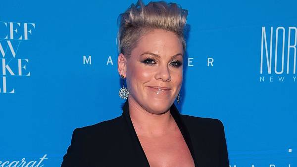 Pink f83bb574 ae3f 414c 9587 e4ae2339a7bf