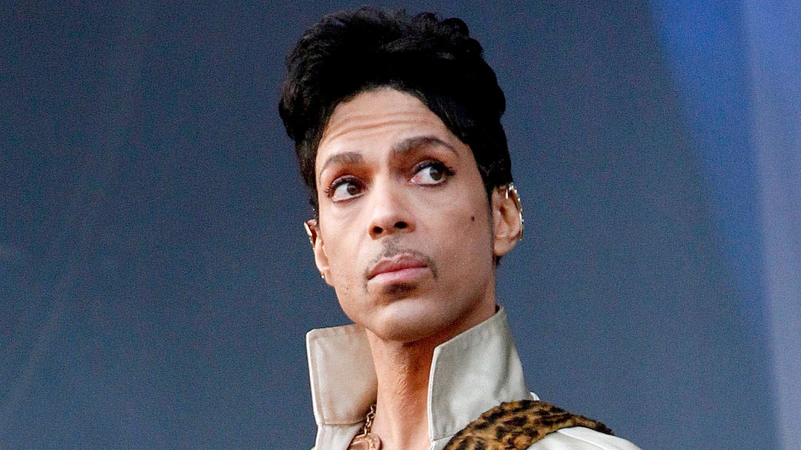 Prince performs during his "Welcome 2 Europe" tour at The Hop Farm Festival on July 3, 2011 in Paddock Wood, United Kingdom.