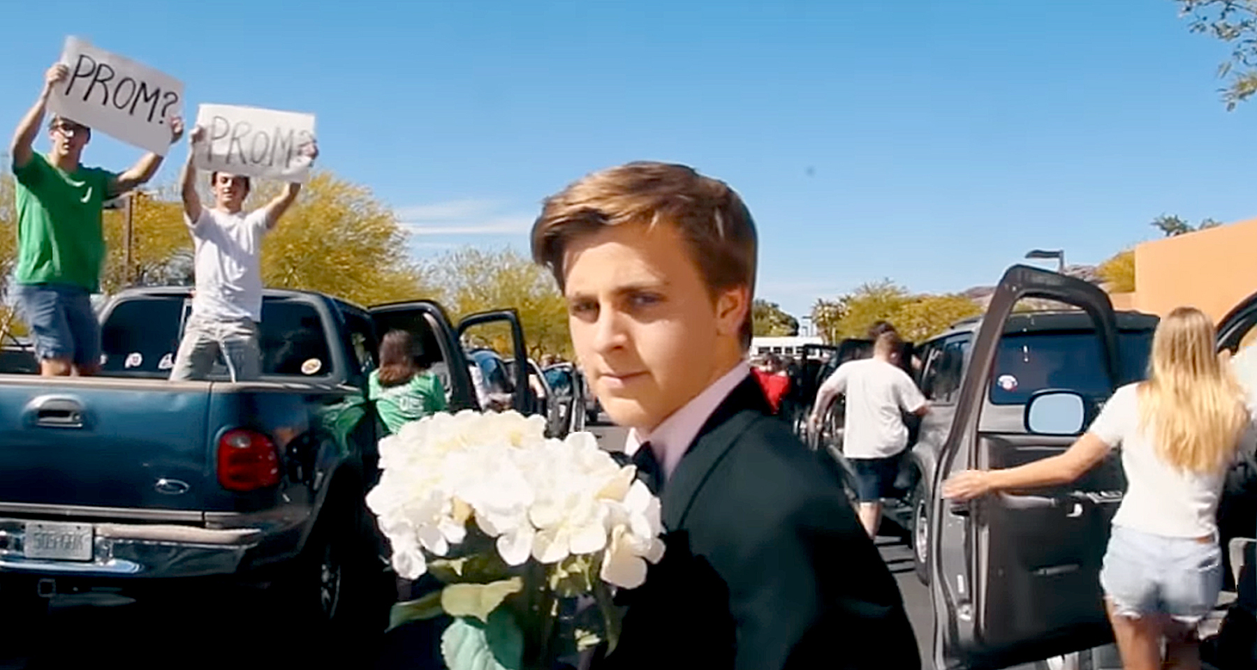 Prom date zoom 3f982392 64a6 4667 bf12 42a879573c0e