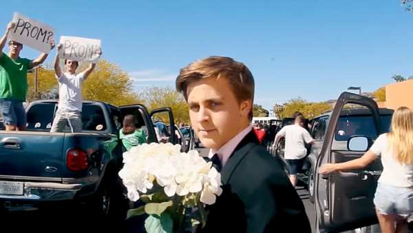 Prom date zoom 3f982392 64a6 4667 bf12 42a879573c0e