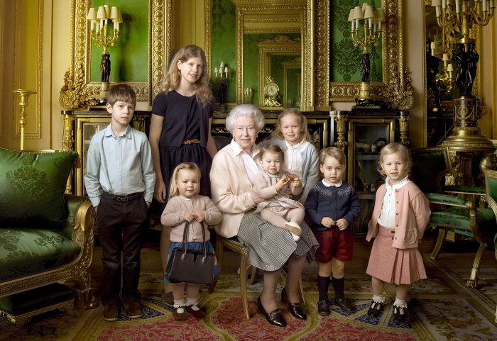 The Queen with her five great-grandchildren and her two youngest grandchildren that was taken in the Green Drawing Room, part of the Castle's semi-State apartments.