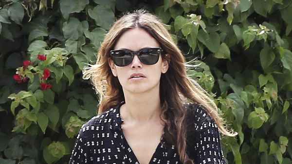 Rachel Bilson Hayden Christensen split no ring