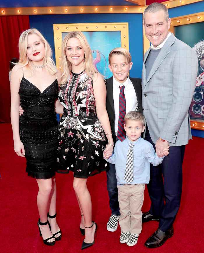 Ava Phillippe, Reese Witherspoon, Deacon Phillippe, Tennessee James Toth and Jim Toth attend the premiere Of Universal Pictures' "Sing" on December 3, 2016 in Los Angeles, California.