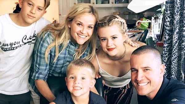 Reese Witherspoon, Jim Toth, Deacon, Ava and Tennessee