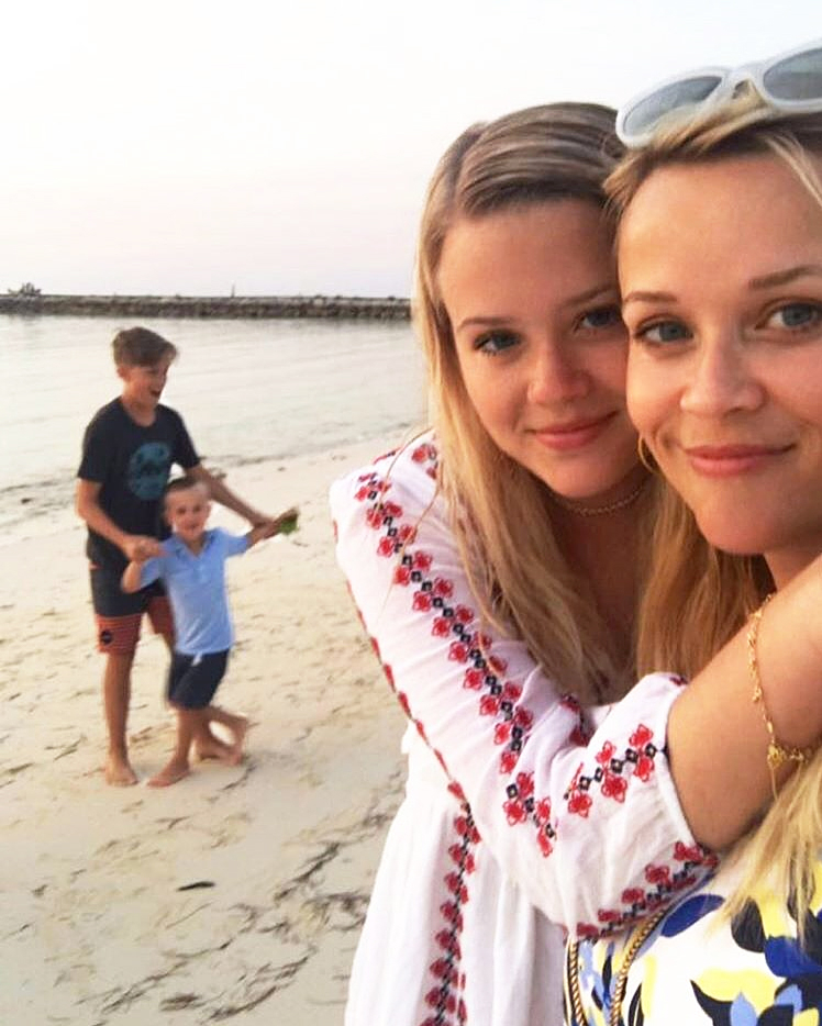 Reese Witherspoon Ava Deacon Tennessee
