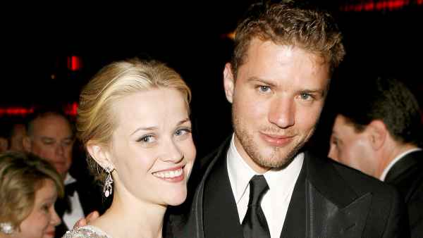 Reese Witherspoon and Ryan Phillippe attend The 78th Annual Academy Awards Governor's Ball in 2006.