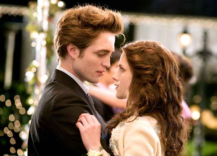 Robert Pattinson and Kristen Stewart in the Twilight saga.