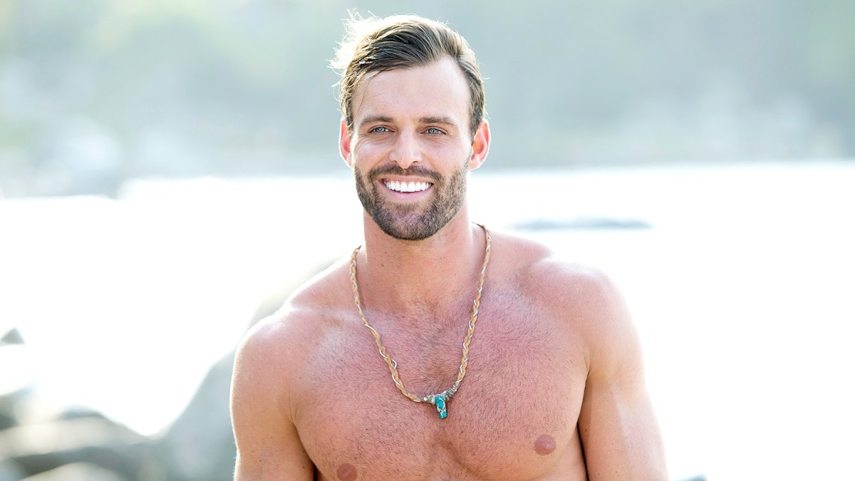Was Robby Hayes Wearing Eyeliner on 'Bachelor in Paradise'? | Us Weekly