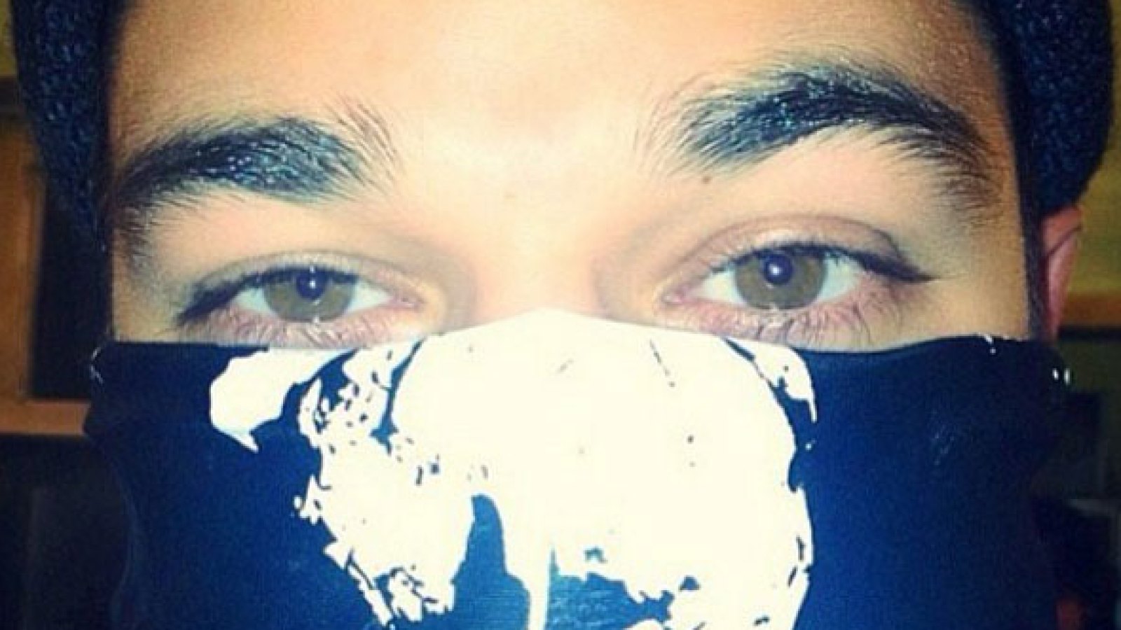 Rob Kardashian shared a half-covered selfie picture