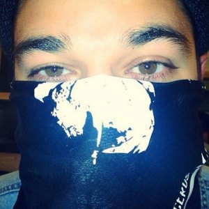 Rob Kardashian shared a half-covered selfie picture