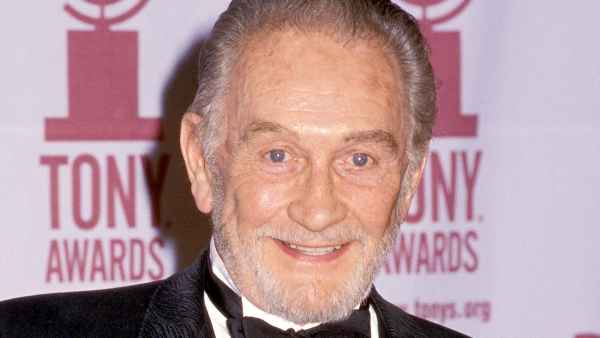Roy Dotrice attends 54th Annual Tony Awards on June 4, 2000 at Radio City Music Hall in New York City.