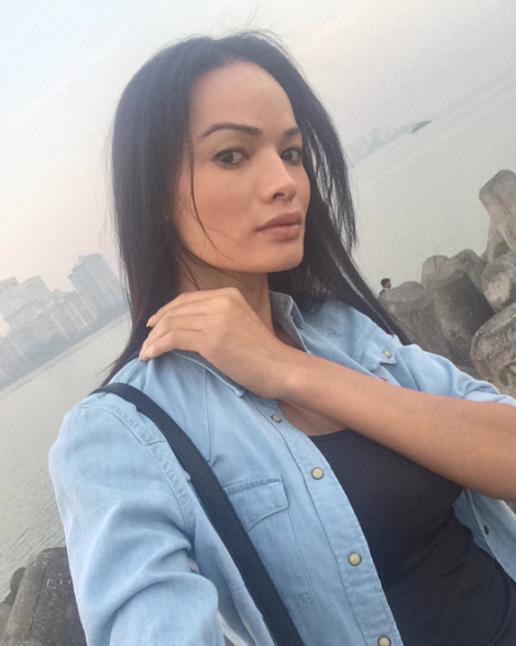 Anjali Lama