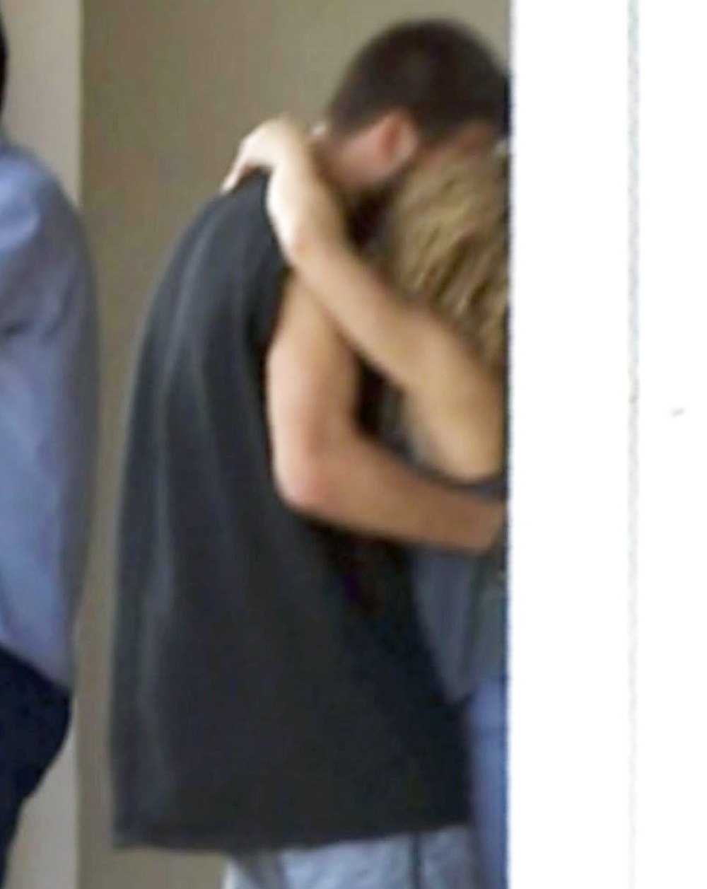 Shakira Gerard Pique kissing, making out, PDA