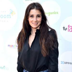 shiri appleby