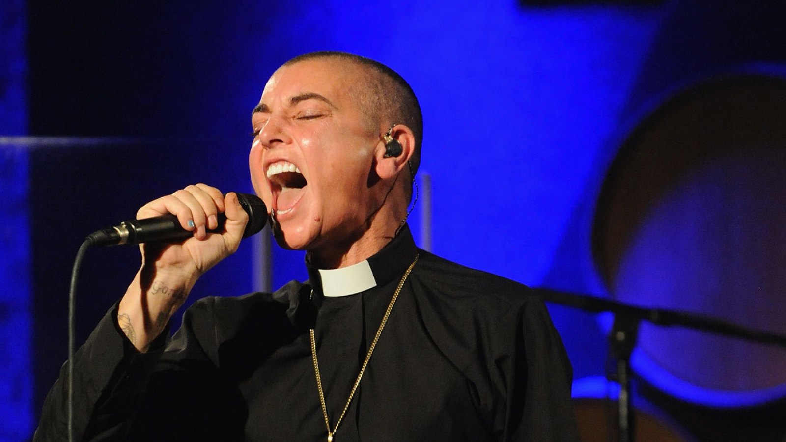Sinead O'Connor has silenced reports of her suicide attempt