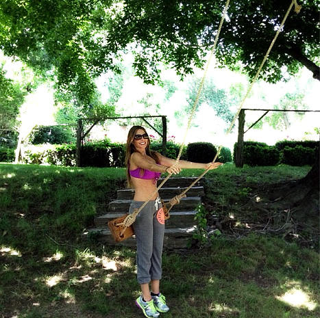Sofia Vergara geetting ready to swing
