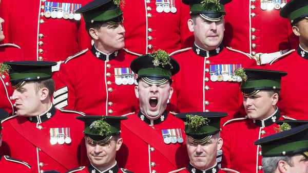 Irish Guard Caught Yawning at St. Patrick’s Day Parade