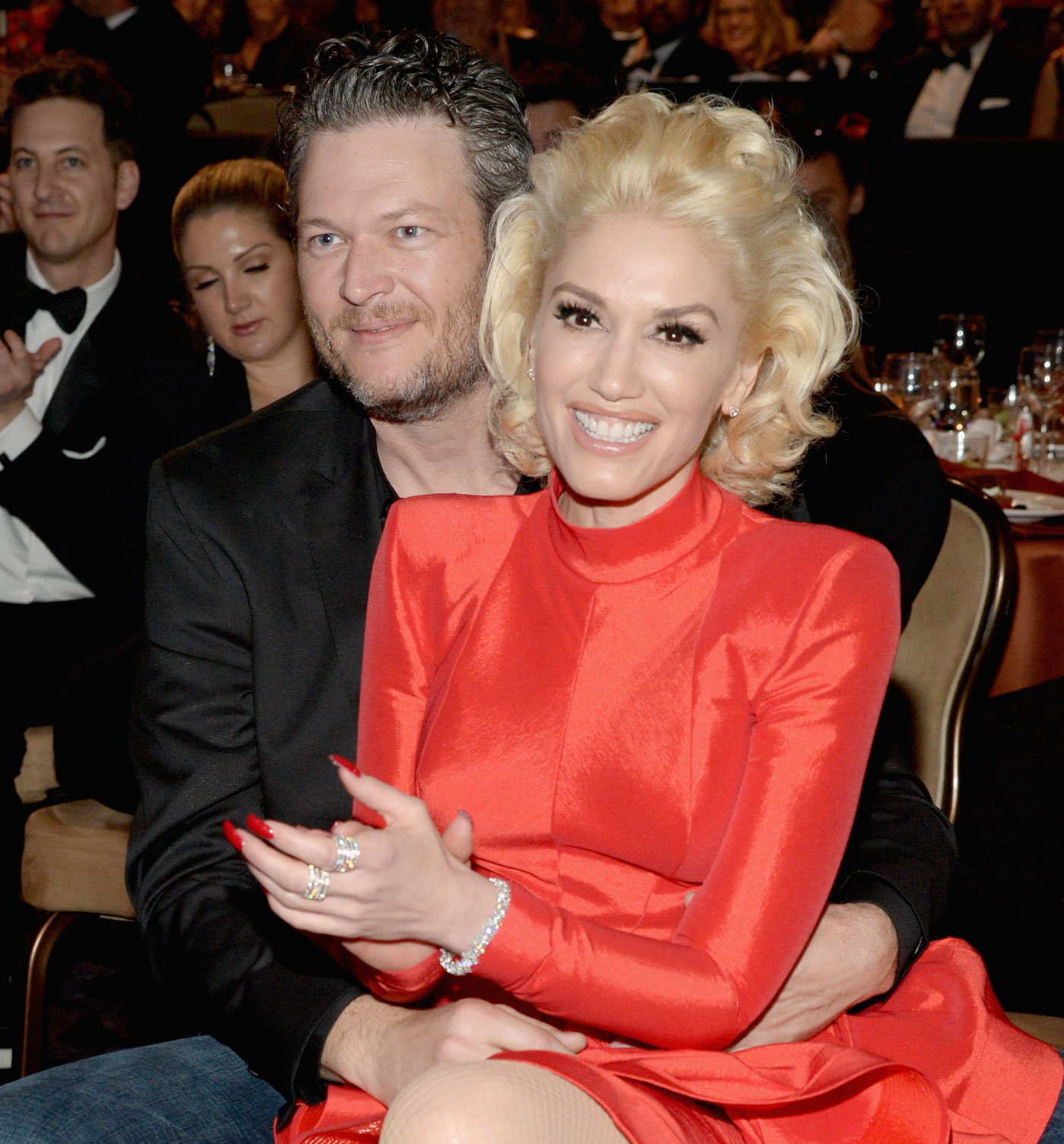 Gwen Stefani and Blake Shelton cuddle up at Clive Davis' pre-Grammys 2016 party
