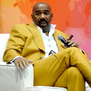 Steve harvey zoom 0adefe35 95ab 405d 8b7d 2b73b3ab3ca8
