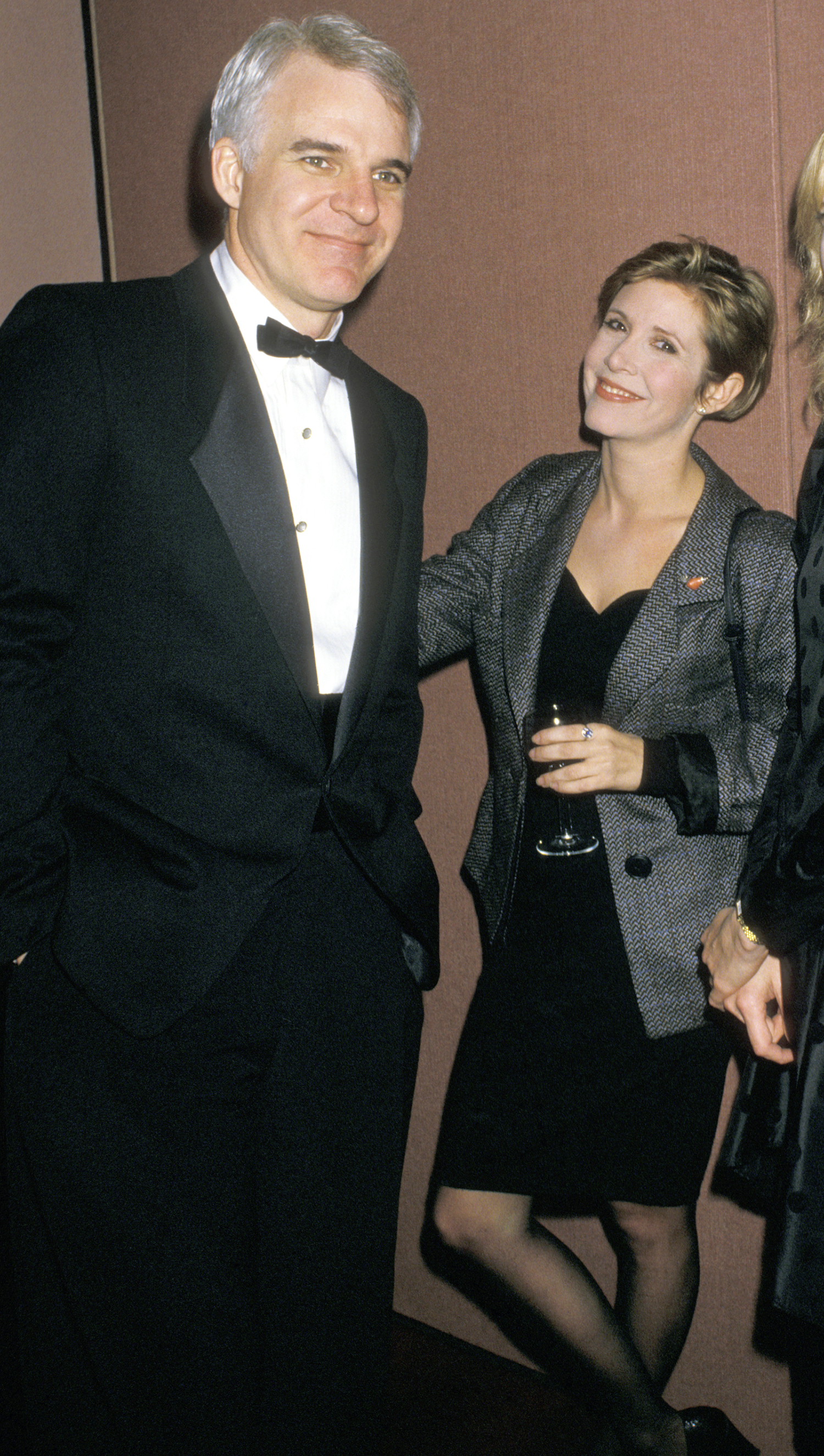 Steve martin carrie fisher min a65c65eb 62f7 4bdd abe1 4e88e33e1c4e