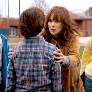 Stranger things winona fe70b6ef 3b75 418b 9d1a c3e73ff8de6a