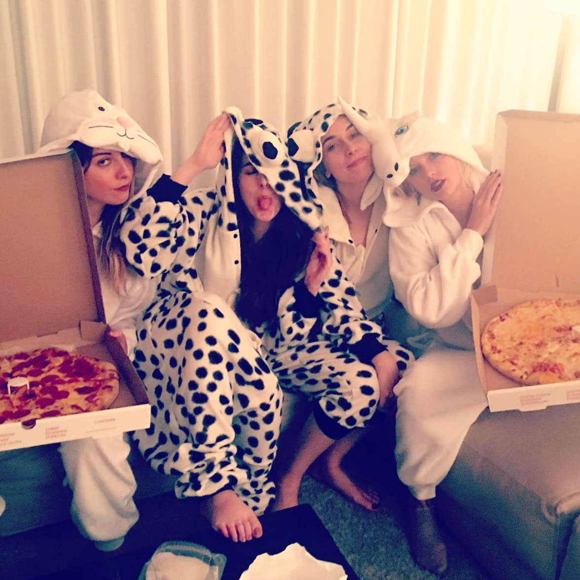 Tay b58e0f95 9356 4b14 98f4 80116aeda92b