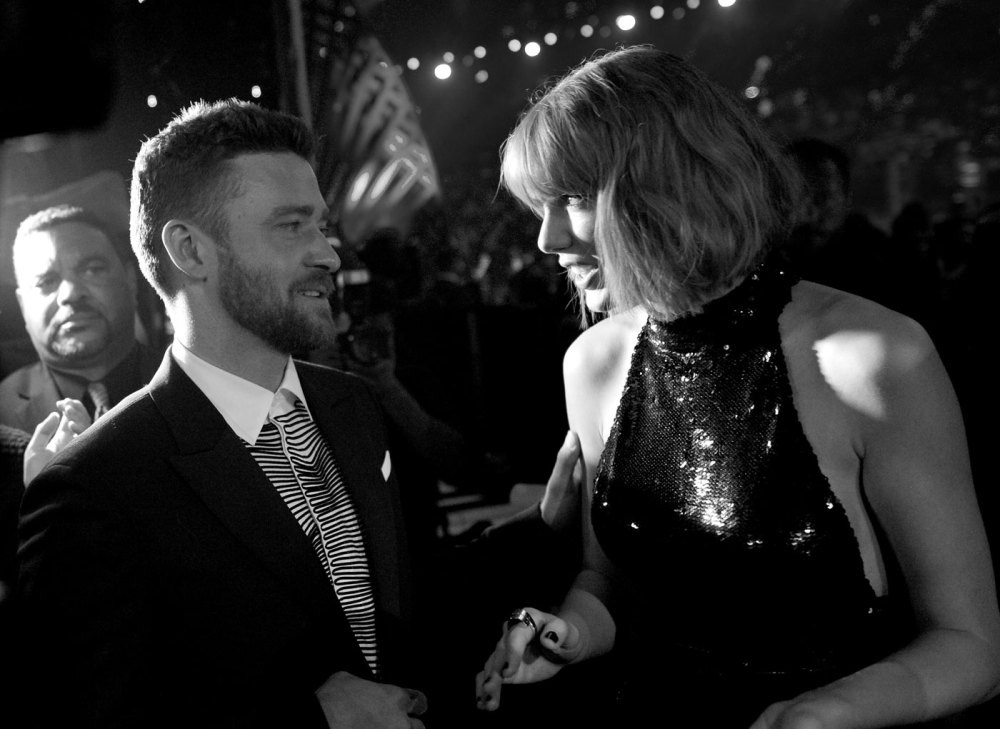 Justin Timberlake and Taylor Swift hang out during the 2016 iHeartRadio Music Awards